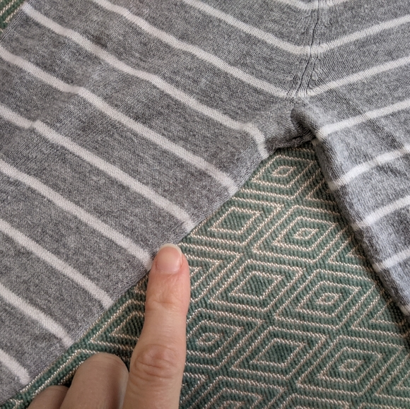 B.P. Super Soft Lightweight Sweater - Picture 6 of 11